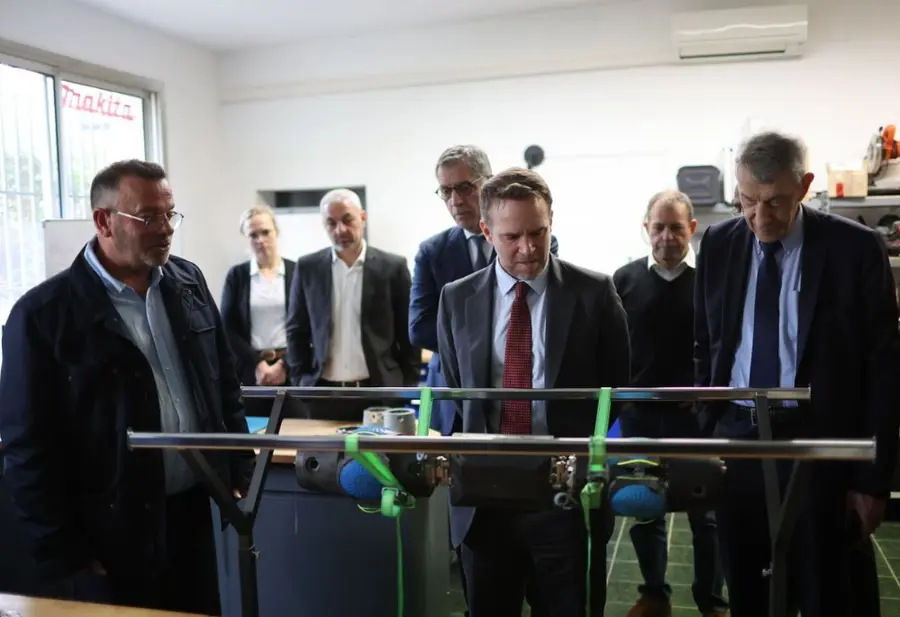 Visite ministérielle dans nos locaux bastiais
